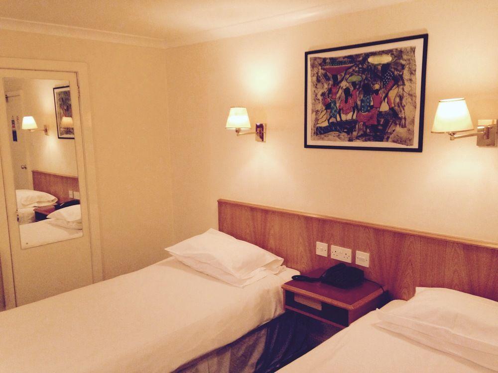 The County Hotel Dalkeith Εξωτερικό φωτογραφία